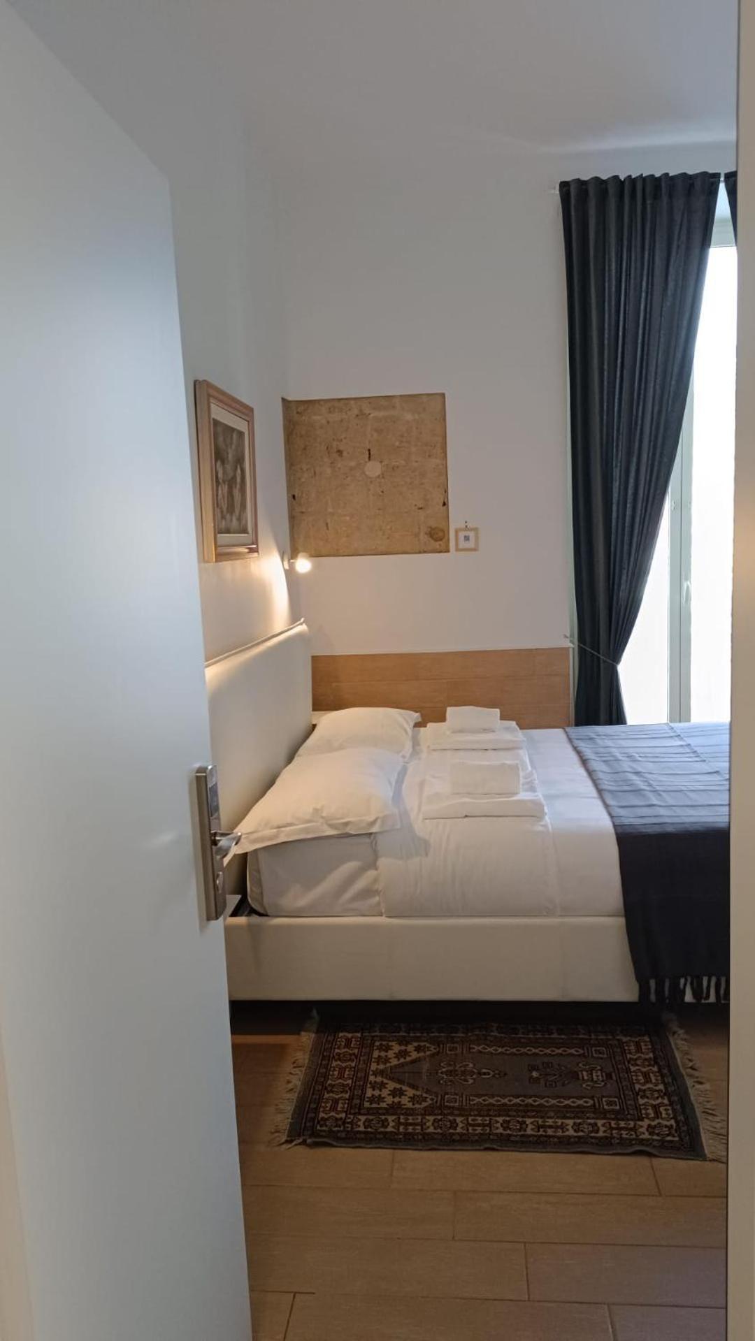 נאפולי H22 Hotel מראה חיצוני תמונה